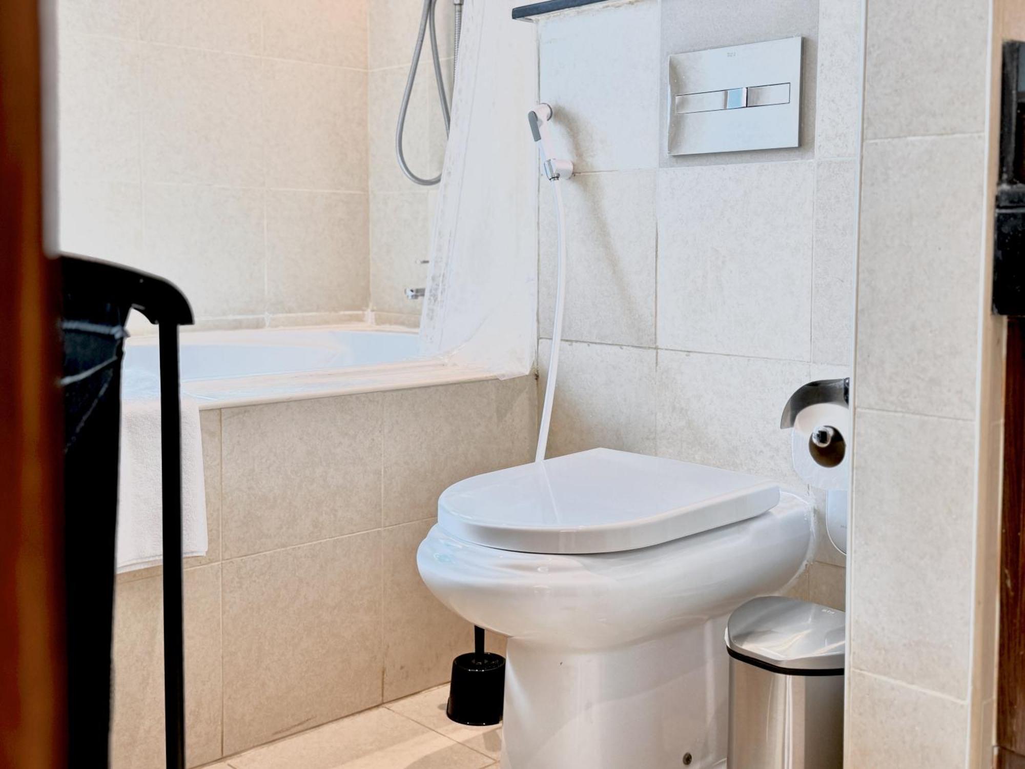 Apartment 1br Gem In The Heart Of The